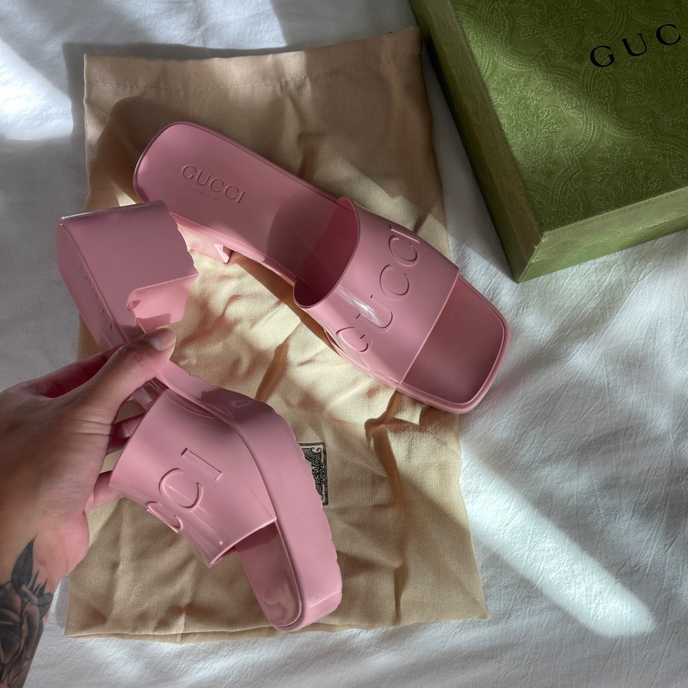 Gucci Rubber Slide Sandal - Picture 4 of 9